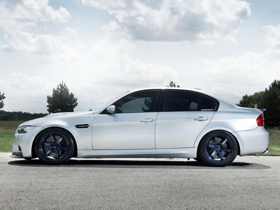  BMW M3 Silver Ghost by IND Distribution 2012 года  (фото 3 из 14)